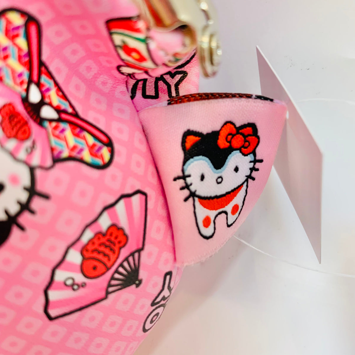 Hello Kitty Japan Pop Kiss Lock Purse