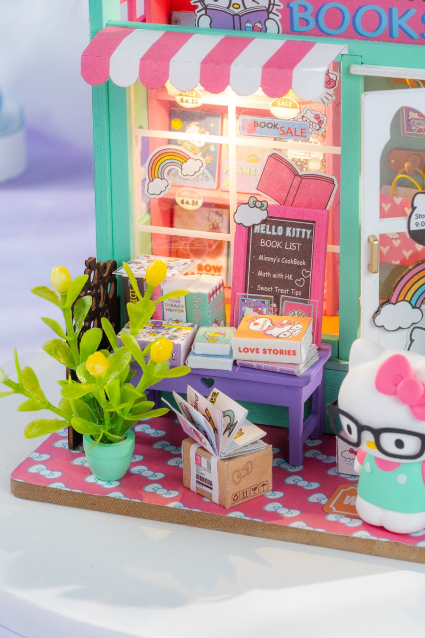 Hello Kitty DIY Miniture Bookstore