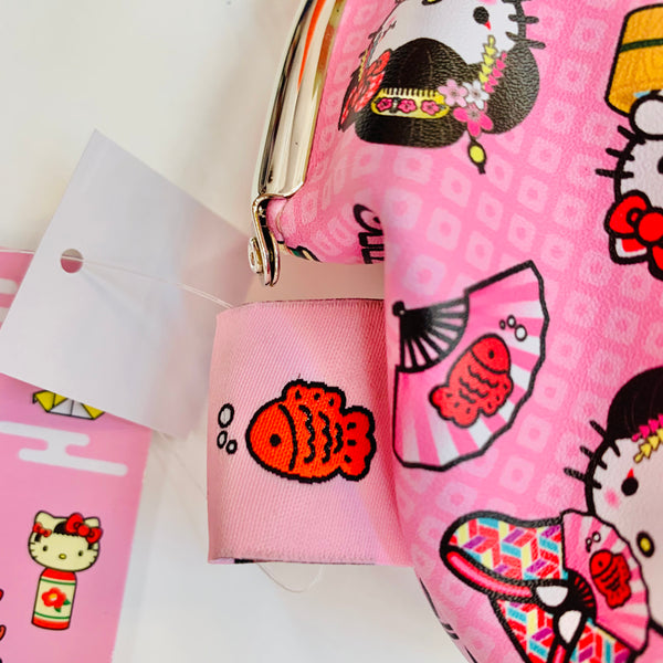Hello Kitty Japan Pop Kiss Lock Purse